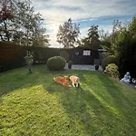 Casa de Férias Ruhiger Nr 142 Bungalow, Strandnah Mit Grossen, Uneinsehbaren Garten, Terrassenueberdachung *
