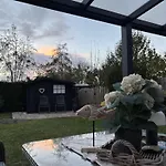 Casa de Férias Ruhiger Nr 142 Bungalow, Strandnah Mit Grossen, Uneinsehbaren Garten, Terrassenueberdachung Sint Maartensvlotbrug