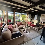 Ruhiger Nr 142 Bungalow, Strandnah Mit Grossen, Uneinsehbaren Garten, Terrassenueberdachung * Sint Maartensvlotbrug