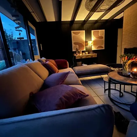 Prázdninový dům Moderner Gepflegter Nr 142 Ruhiger Bungalow, Strandnah Mit Grossen, Uneinsehbaren Garten, Terrassenueberdachung Sint Maartensvlotbrug