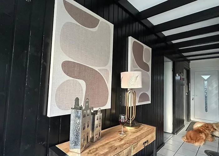 Ruhiger Nr 142 Bungalow, Strandnah Mit Grossen, Uneinsehbaren Garten, Terrassenueberdachung * Sint Maartensvlotbrug