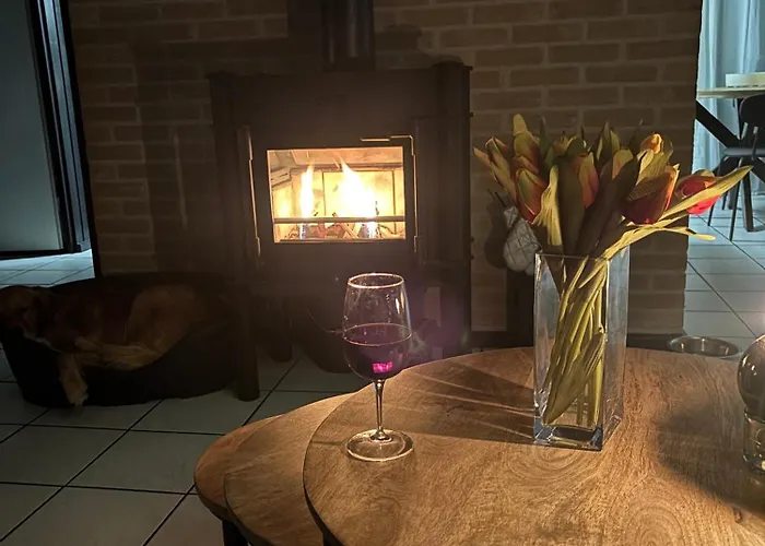 Ruhiger Nr 142 Bungalow, Strandnah Mit Grossen, Uneinsehbaren Garten, Terrassenueberdachung 度假居 *